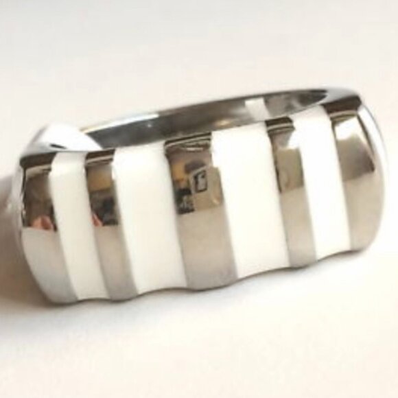 Stainless Steel Cocktail Ring Size 6 7 9 10 Silver White Enamel Stripes Band - Picture 4 of 8